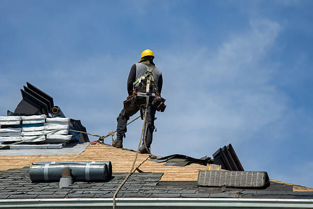 Professional Gutter Installation technician working in Fountain Run, KY
